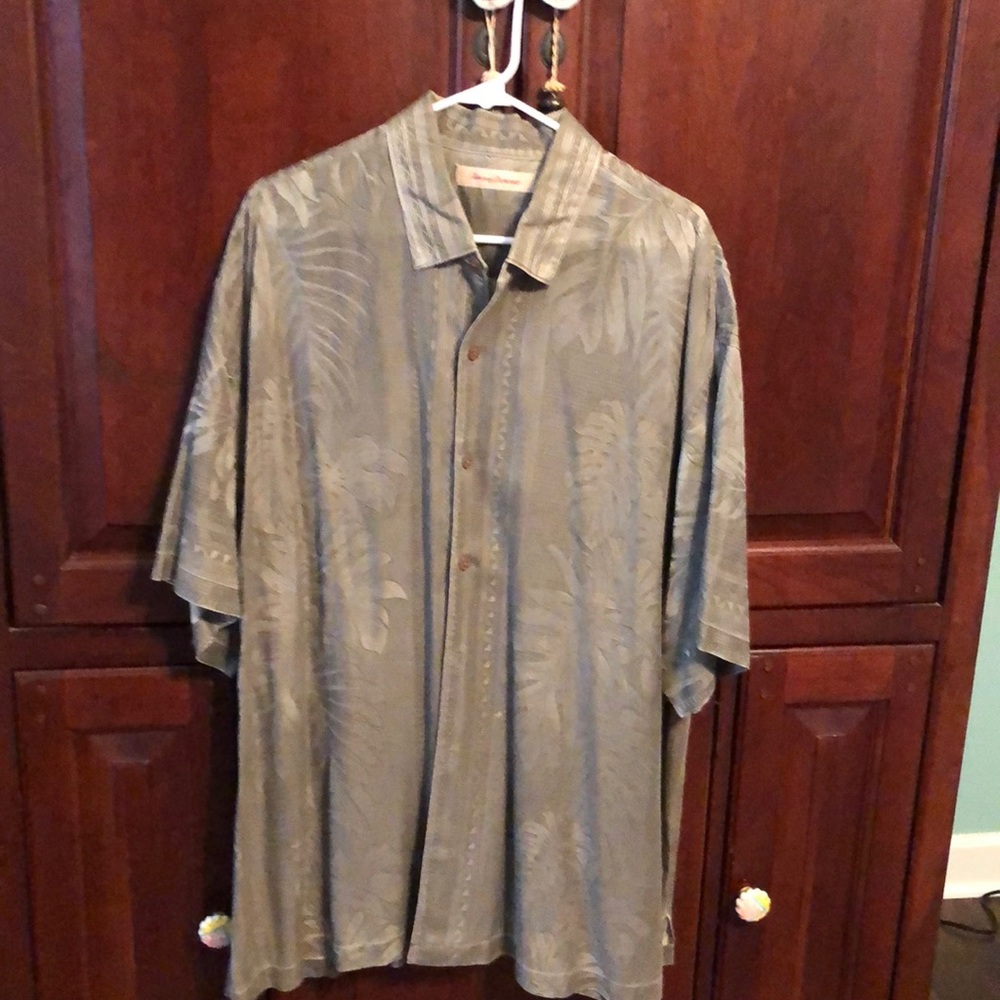 Tommy Bahama shirt.  Size XXL